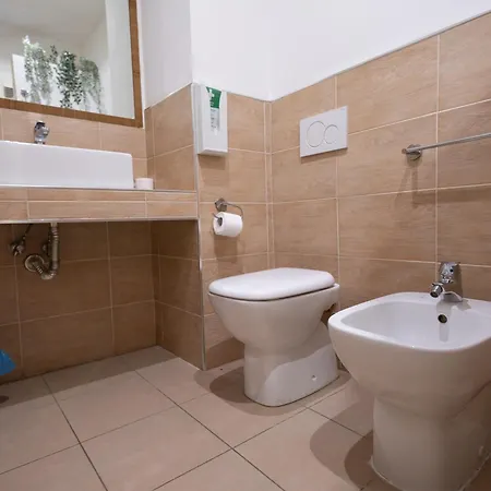 Romerooms Cola Di Rienzo 4* Řím