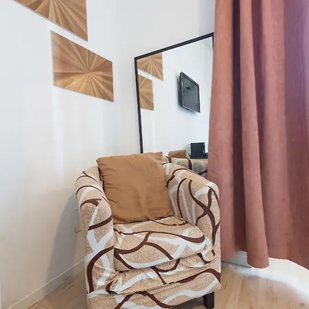 Romerooms Cola Di Rienzo 4*