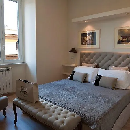 Romerooms Cola Di Rienzo