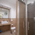 Romerooms Cola Di Rienzo B&B 4*